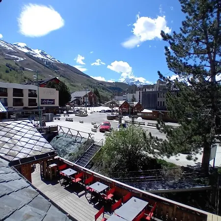 Le Sherpa Hotel