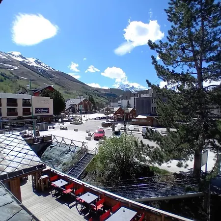 Le Sherpa Hotel 2*