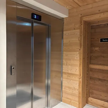 Le Sherpa Отель 3*