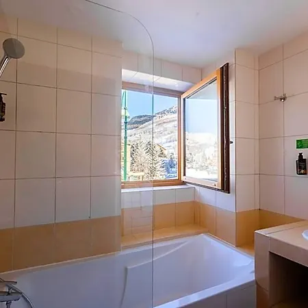 Le Sherpa Hotel